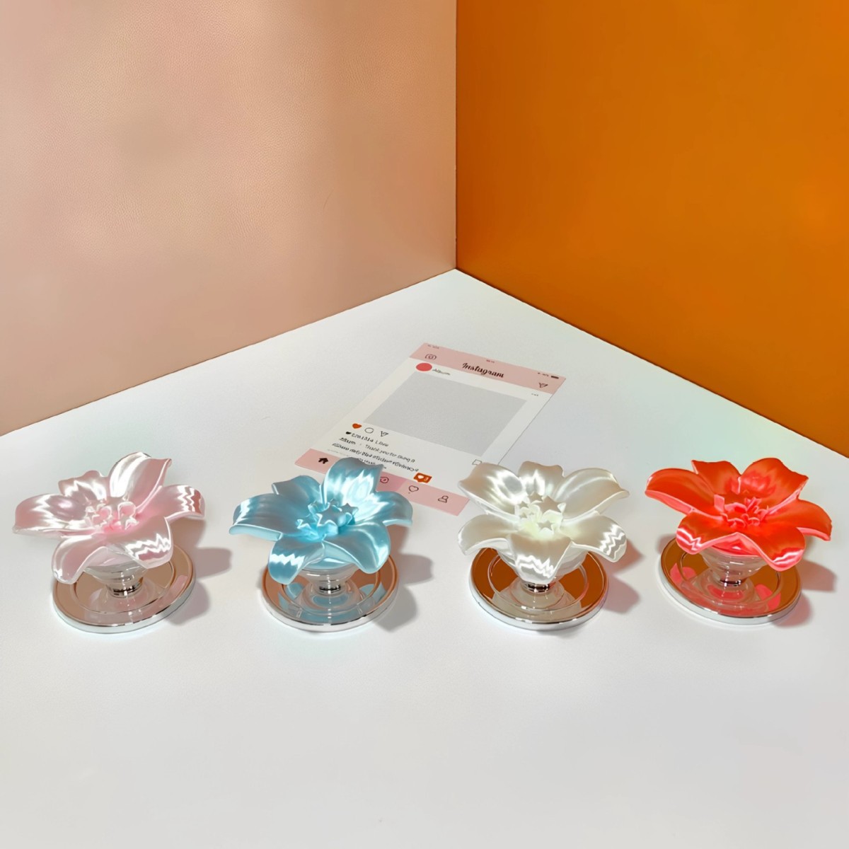 Glossy Pearl Lily Flower Magne - огляд і ціна Phone Accessories And Cases